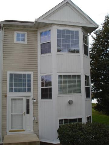 611 Hidden Creek Ln., North Aurora, IL 60542