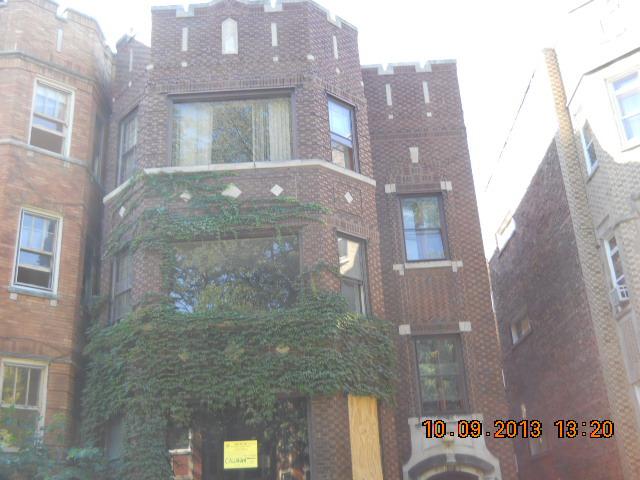 7836 S Kingston Ave., Chicago, IL 60617