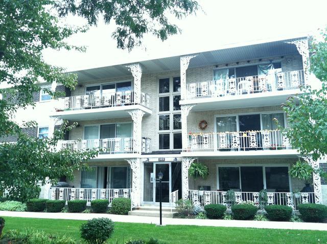 303 E Plainfield Rd. #1, La Grange, IL 60525