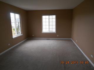 3 Avalon Ct., Cary, IL 60013
