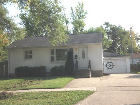 1623 Ferry St., Waukegan, IL 60085