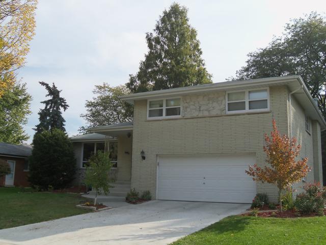 8549 Cedar Dr., Orland Park, IL 60462