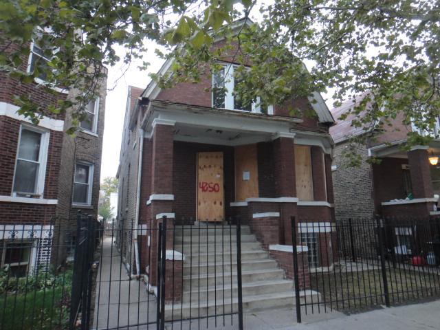 4250 W Crystal St., Chicago, IL 60651