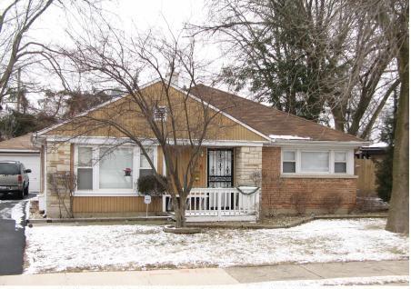 108 Sauk Trail Ave., Park Forest, IL 60466