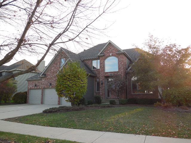 2750 Ginger Woods Dr., Aurora, IL 60502