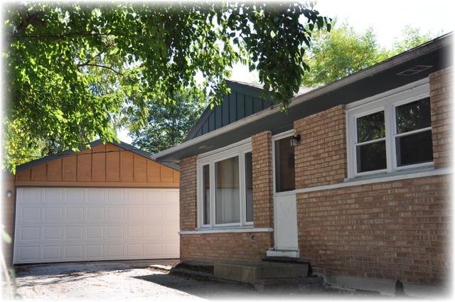 2143 Maple Ave., Downers Grove, IL 60515