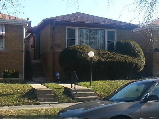 9123 S Crandon Ave., Chicago, IL 60617