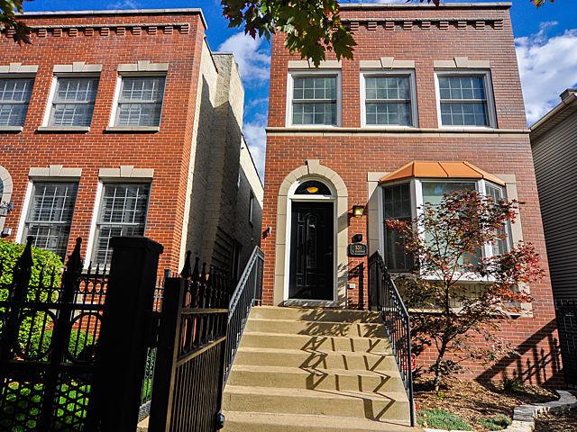 531 N Claremont St., Chicago, IL 60612