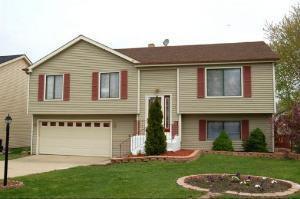 11 Glendale Ct., Streamwood, IL 60107
