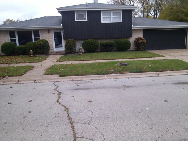 15645 Madison Ave., Dolton, IL 60419