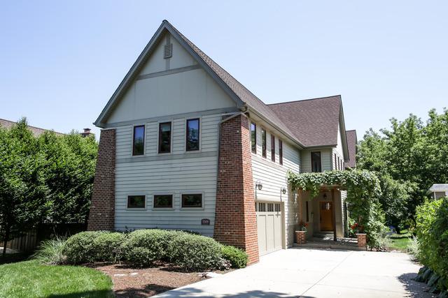 5509 Dunham Rd., Downers Grove, IL 60516