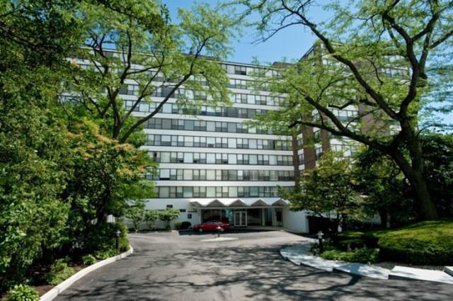 1616 Sheridan Rd. #6H, Wilmette, IL 60091