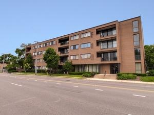 5406 Lincoln Ave. #3A, Skokie, IL 60077