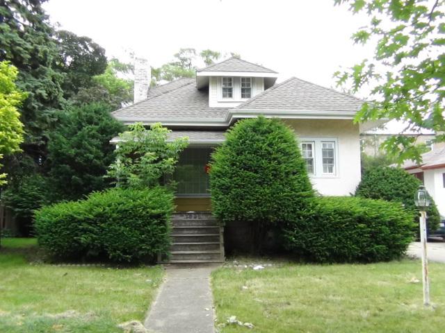 1835 S 6th Ave., Maywood, IL 60153