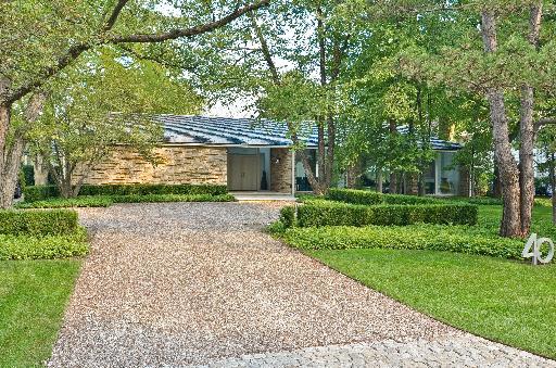 40 Longmeadow Rd., Winnetka, IL 60093