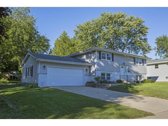 815 Sunnymeade Tr., Dekalb, IL 60115