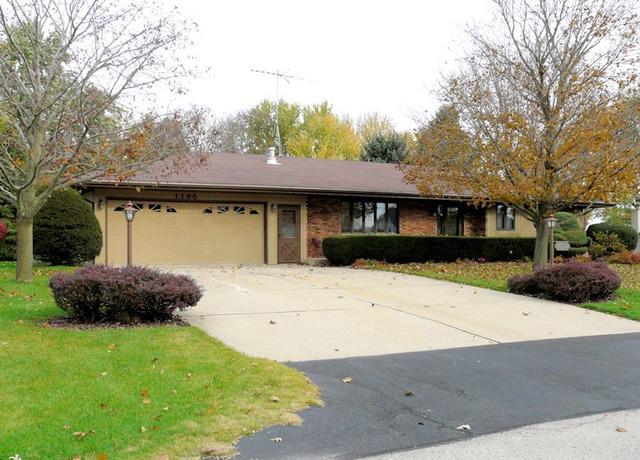 1195 Lady Bird Dr., Lake Holiday, IL 60552