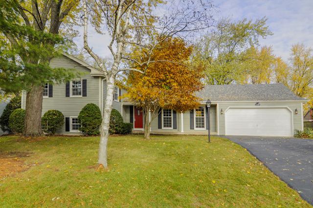 27W186 Carrel St., Winfield, IL 60190