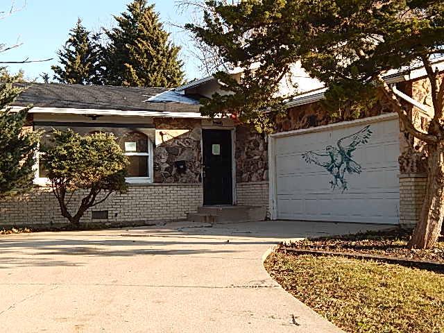 4300 188th St., Country Club Hills, IL 60478