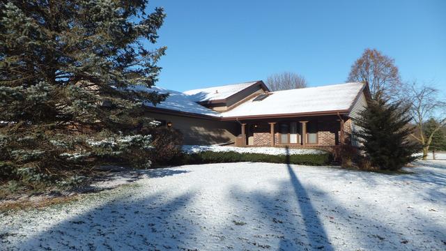 10498 Baederwood Dr., Machesney Park, IL 61115