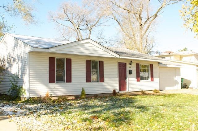 428 Camden Dr., Romeoville, IL 60446