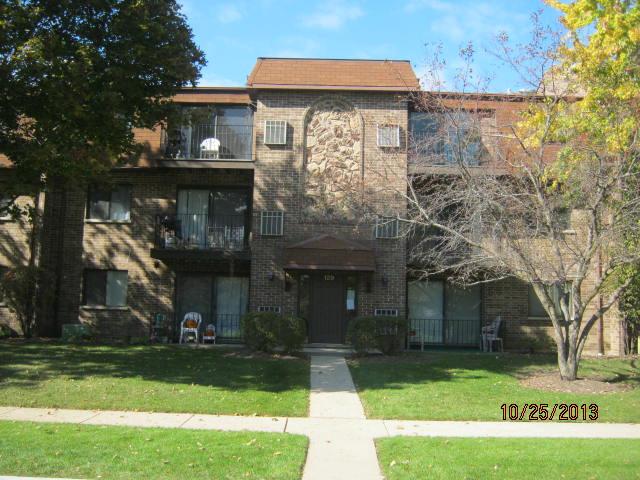 129 W Brandon Ct. #24, Palatine, IL 60067