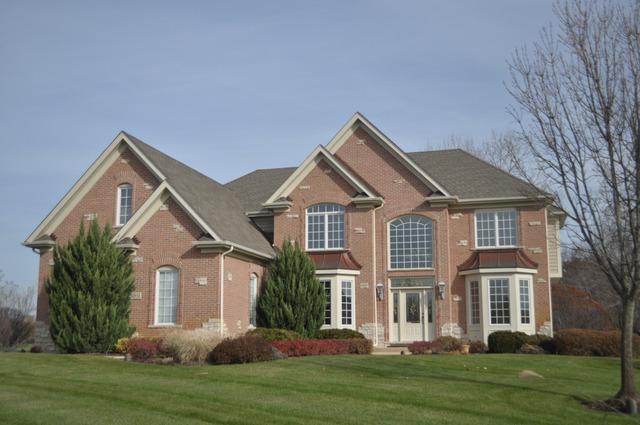 7N851 Columbine West Dr., St. Charles, IL 60175