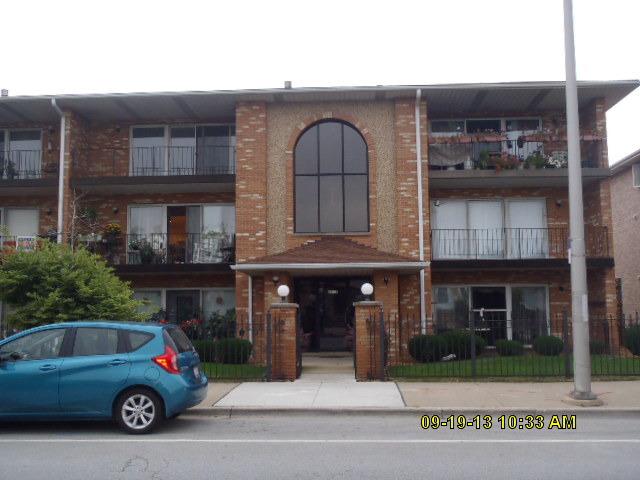 6515 W 63rd St. #2B, Chicago, IL 60638