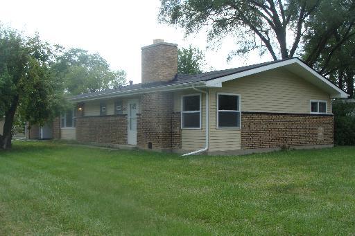 475 Shabbona Dr., Park Forest, IL 60466