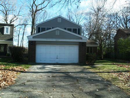 1641 Mccraren Rd., Highland Park, IL 60035