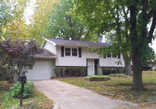 618 Woodridge Dr., Rockford, IL 61108