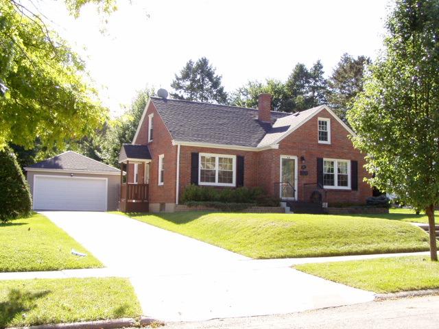 1923 Oregon Ave., Rockford, IL 61108