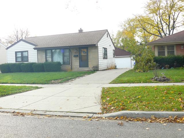 1216 Earl Ave., Des Plaines, IL 60018