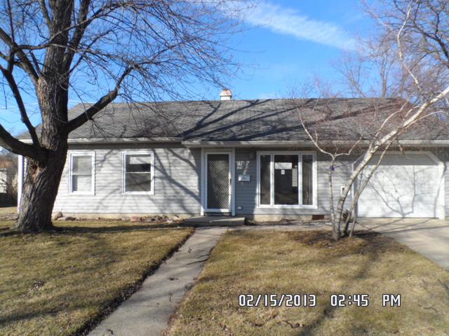 102 Montrose Dr., Romeoville, IL 60446