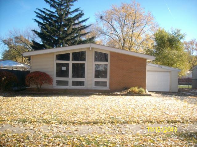 369 Jeanne Ter., Wheeling, IL 60090