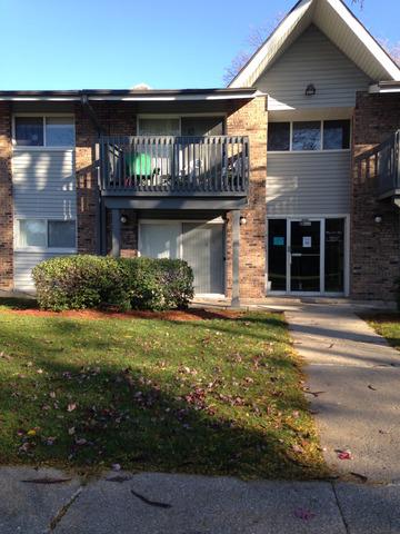 16W543 Mockingbird Ln. #208, Willowbrook, IL 60527