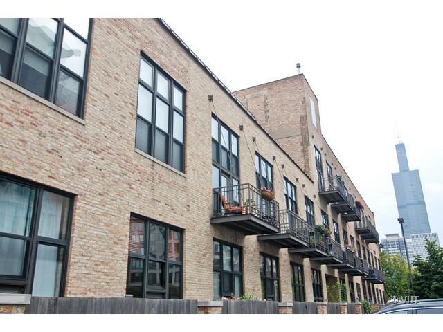 203 S Sangamon St. #207, Chicago, IL 60607