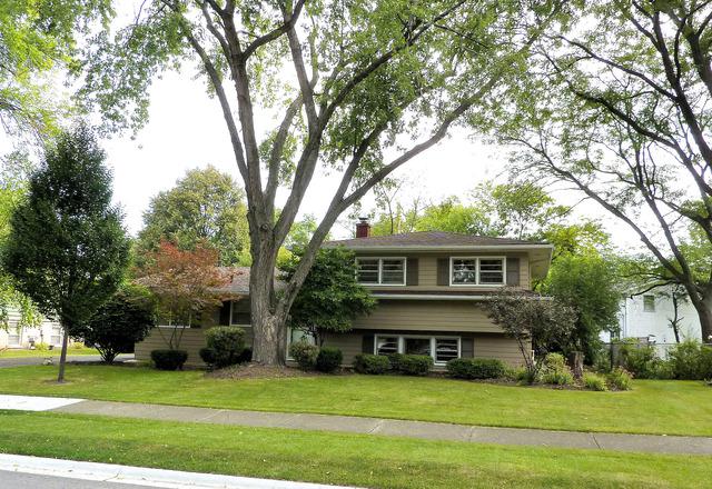 1140 Laurel Ln., Naperville, IL 60540