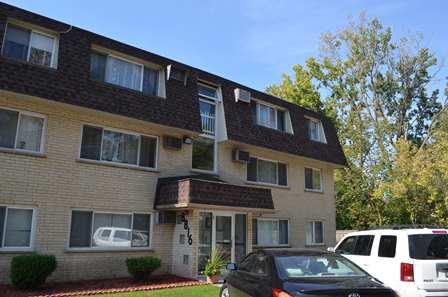 8816 Briar Ct. #3D, Des Plaines, IL 60016
