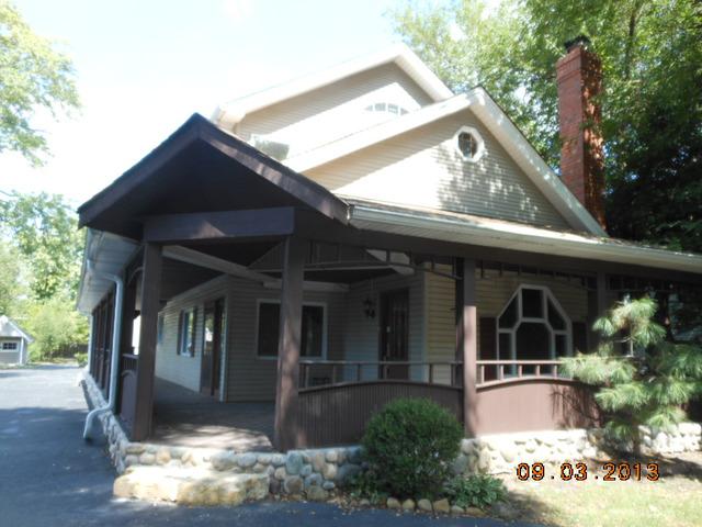 7324 W 75th St., Bridgeview, IL 60455