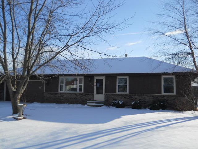 741 Brentwood Rd., Machesney Park, IL 61115