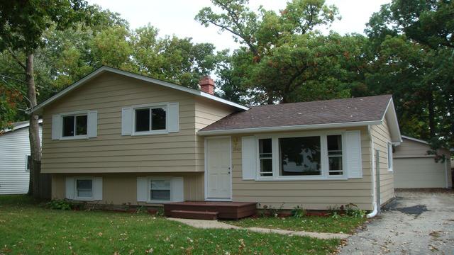 33405 N Lone Rock Rd., Grayslake, IL 60030