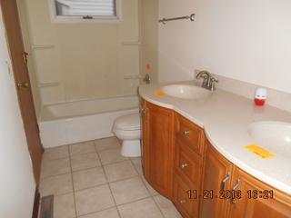 3872 Sutherland Dr., Park City, IL 60085