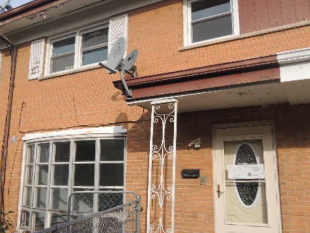 8829 Robin Dr. #C, Des Plaines, IL 60016