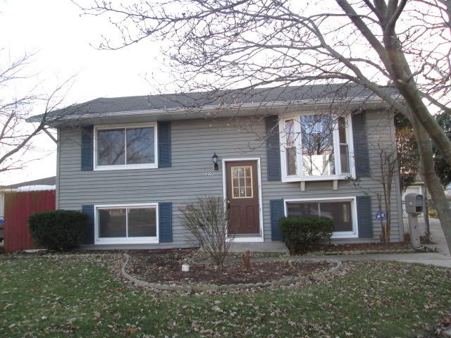 209 Mckool Ave., Romeoville, IL 60446