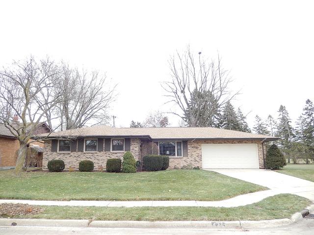 426 Fairmont Dr., Dekalb, IL 60115