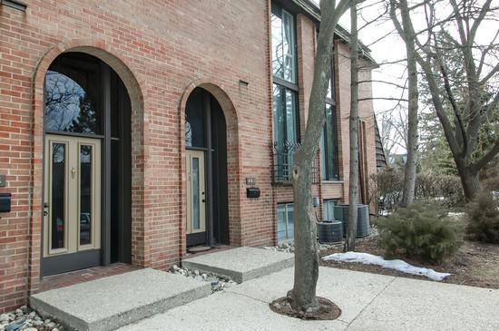 474 W Russell St., Barrington, IL 60010