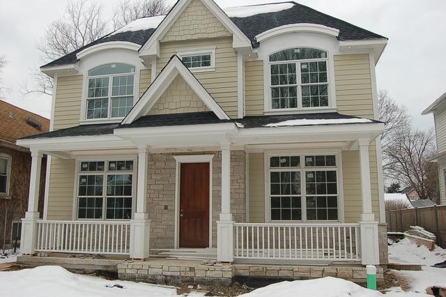 1722 Lake Ave., Wilmette, IL 60091