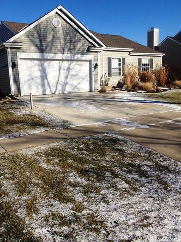 96 Jefferson Ln., Streamwood, IL 60107