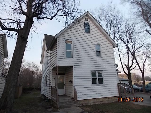 217-219 5th Ave., Joliet, IL 60433